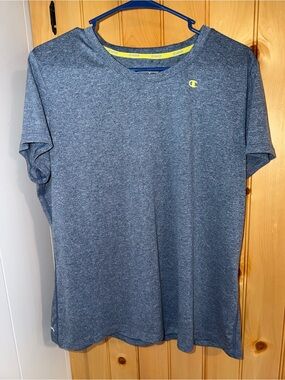 Champion Performance Women’s Blue/Grey Short Sleeve Shirt- Size XL